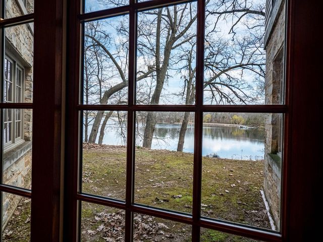 W289N7940 Park DRIVE, Hartland, WI 53029