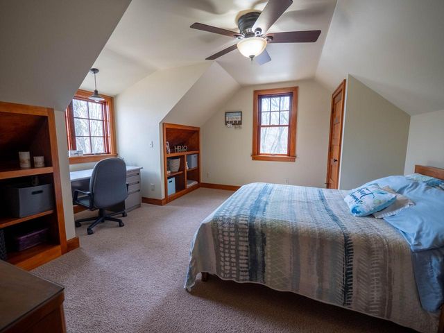 W289N7940 Park DRIVE, Hartland, WI 53029