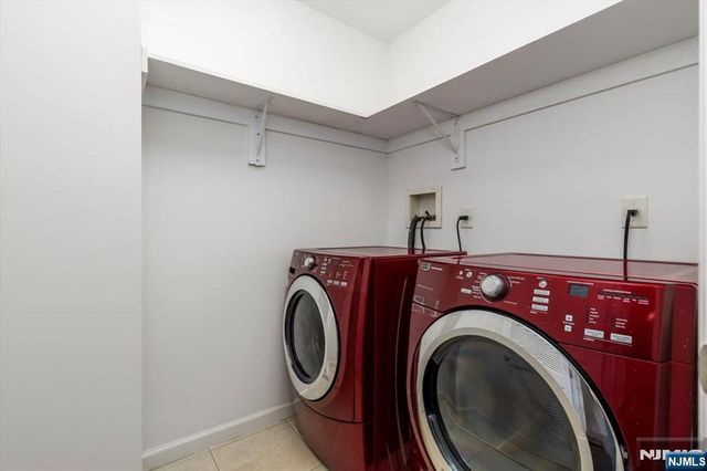 535 7th B, Palisades Park, NJ 07650