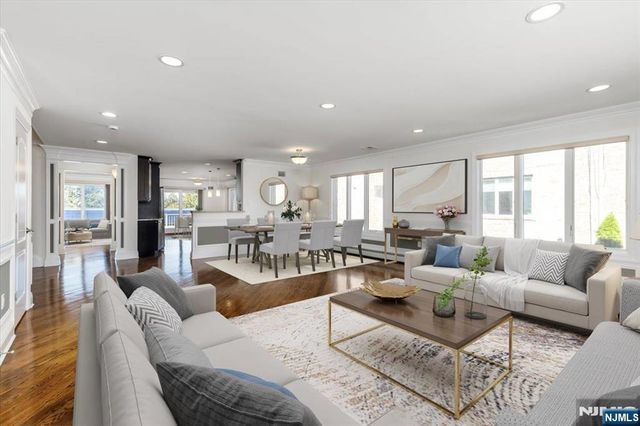 535 7th B, Palisades Park, NJ 07650