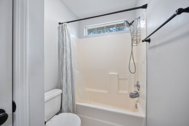 2532 Edinburgh St, Old Hickory, TN 37138