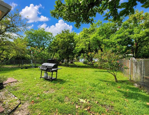 2419-2421 Johnson Street 2419, 2421, Hollywood, FL 33020