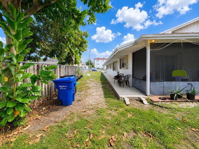 2419-2421 Johnson Street 2419, 2421, Hollywood, FL 33020