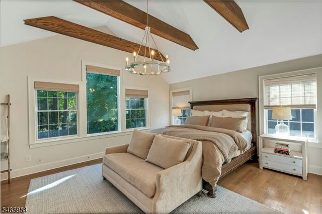 37 Fairview Ave, Summit City, NJ 07901