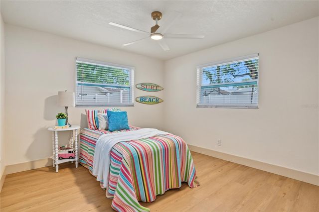 1255 E LAZY LAKE ROAD, Dunedin, FL 34698