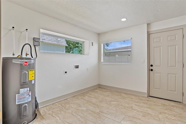 1255 E LAZY LAKE ROAD, Dunedin, FL 34698