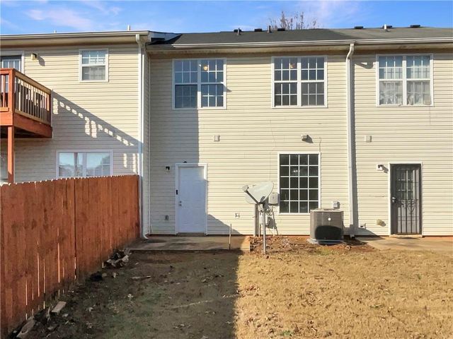 2421 Brianna Drive, Hampton, GA 30228