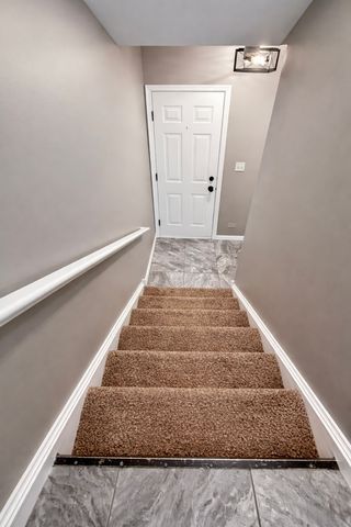 2452 Daybreak Court 2452, Elgin, IL 60123