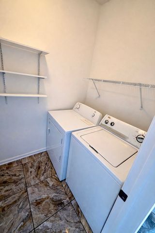 2452 Daybreak Court 2452, Elgin, IL 60123