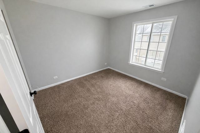 2452 Daybreak Court 2452, Elgin, IL 60123