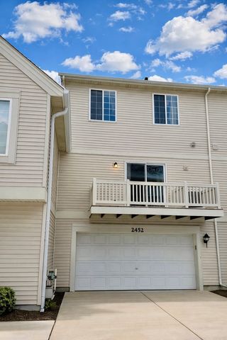 2452 Daybreak Court 2452, Elgin, IL 60123