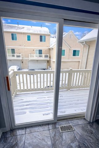 2452 Daybreak Court 2452, Elgin, IL 60123