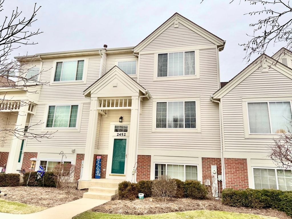 2452 Daybreak Court 2452, Elgin, IL 60123