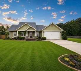 27 W Sycamore, Sumrall, MS 39482