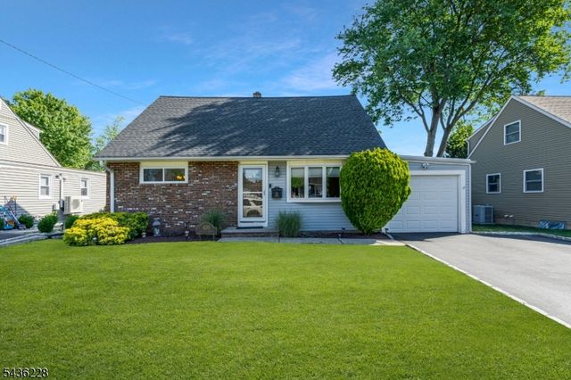 420 Decatur Ave, Middlesex Boro, NJ 08846