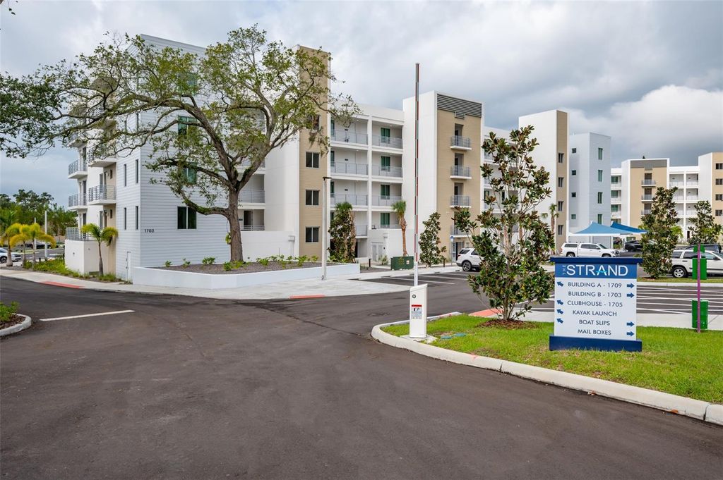 1703 N TAMIAMI TRAIL 207, Sarasota, FL 34234