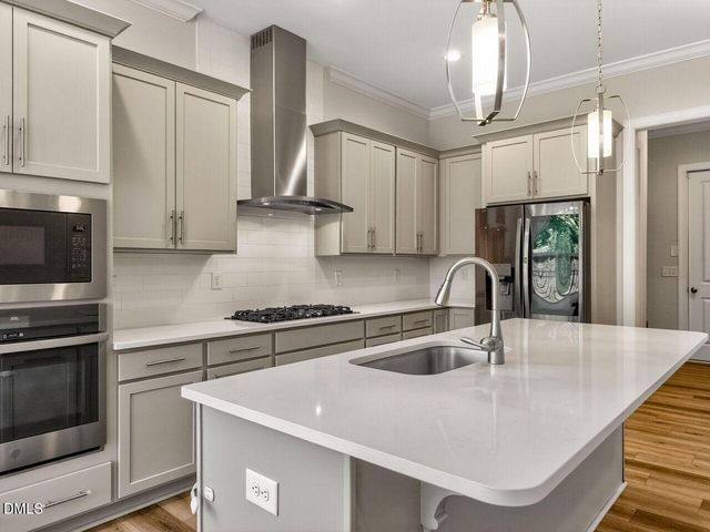 1513 Armscroft Lane, Apex, NC 27502