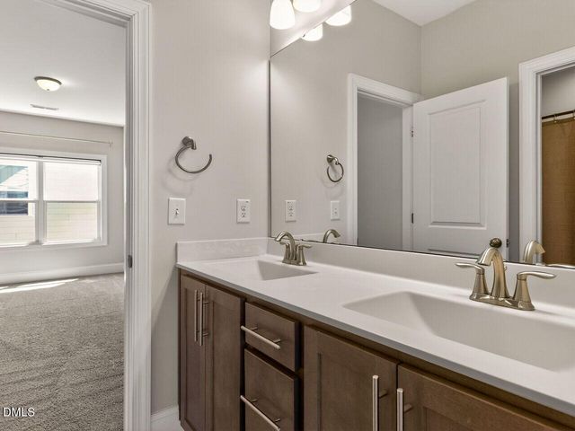 1513 Armscroft Lane, Apex, NC 27502