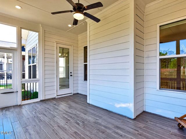 1513 Armscroft Lane, Apex, NC 27502