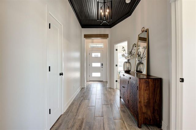 4901 Sand Lily Lane, Edmond, OK 73034
