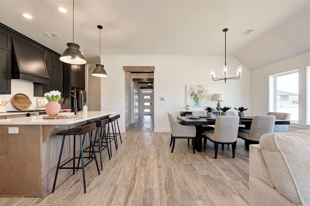 4901 Sand Lily Lane, Edmond, OK 73034