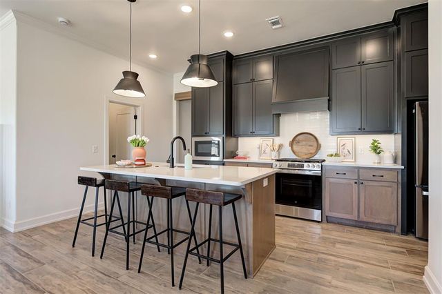 4901 Sand Lily Lane, Edmond, OK 73034