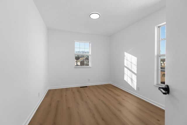 4273 Chesney Glen Dr, Hermitage, TN 37076