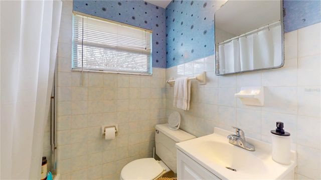 4728 W BAY AVENUE, Tampa, FL 33616