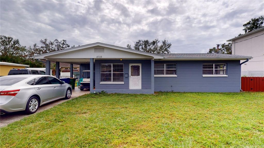 4728 W BAY AVENUE, Tampa, FL 33616