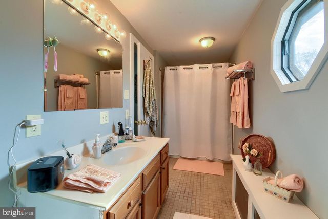 45 TRINIDAD AVE, Hershey, PA 17033