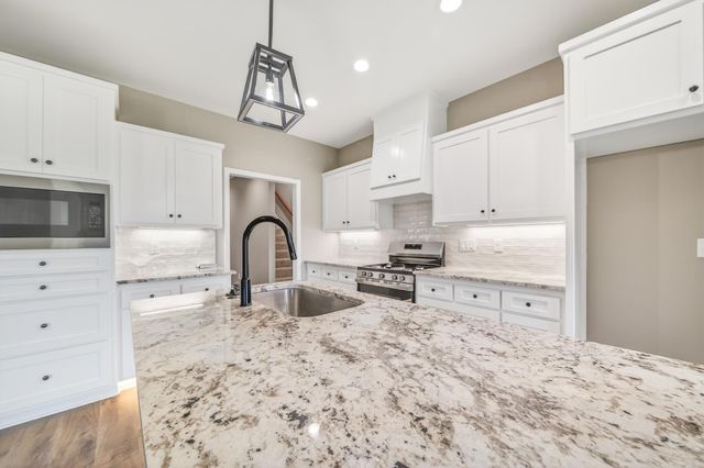556 Valley Oak Drive, Sherwood, AR 72120