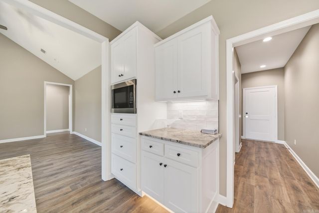 556 Valley Oak Drive, Sherwood, AR 72120