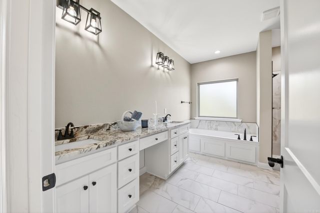 556 Valley Oak Drive, Sherwood, AR 72120