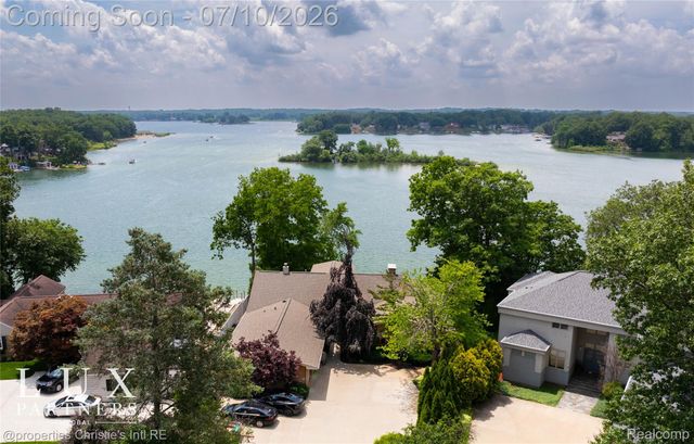24 Hiawatha Drive, Battle Creek, MI 49015
