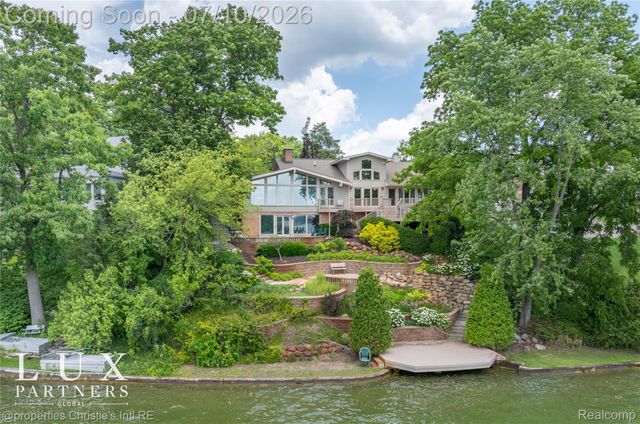 24 Hiawatha Drive, Battle Creek, MI 49015