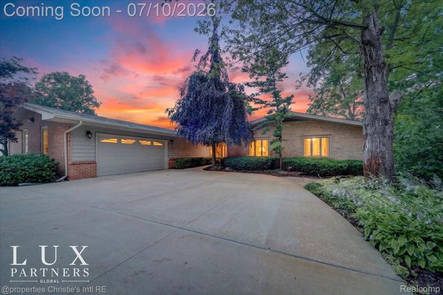 24 Hiawatha Drive, Battle Creek, MI 49015