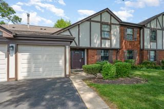 321 Woodbury Court D2, Schaumburg, IL 60193