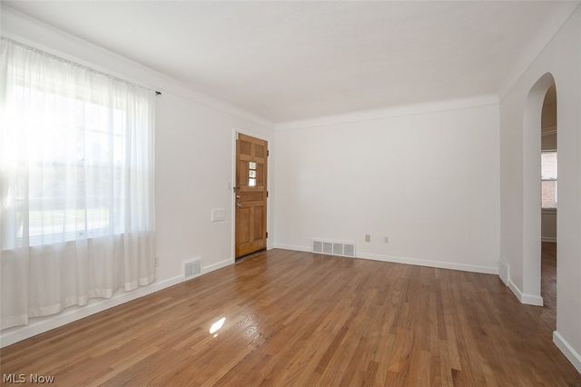 4636 W 157th Street, Cleveland, OH 44135