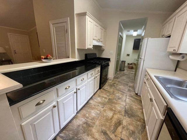 2700 Dawson Street, Holly Hill, SC 29059