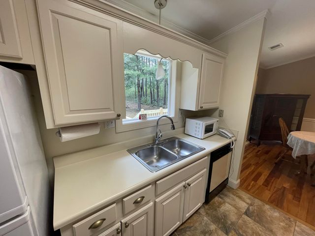 2700 Dawson Street, Holly Hill, SC 29059