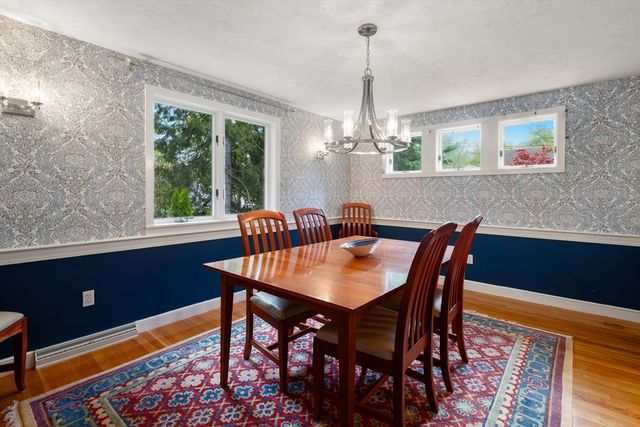 28 Brooks, Wayland, MA 01778