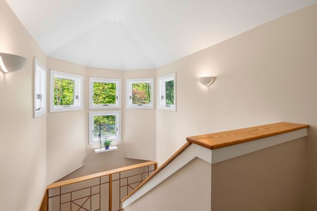 28 Brooks, Wayland, MA 01778
