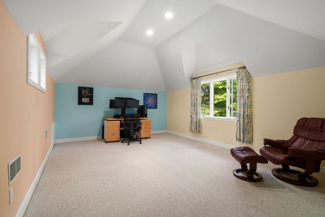 28 Brooks, Wayland, MA 01778