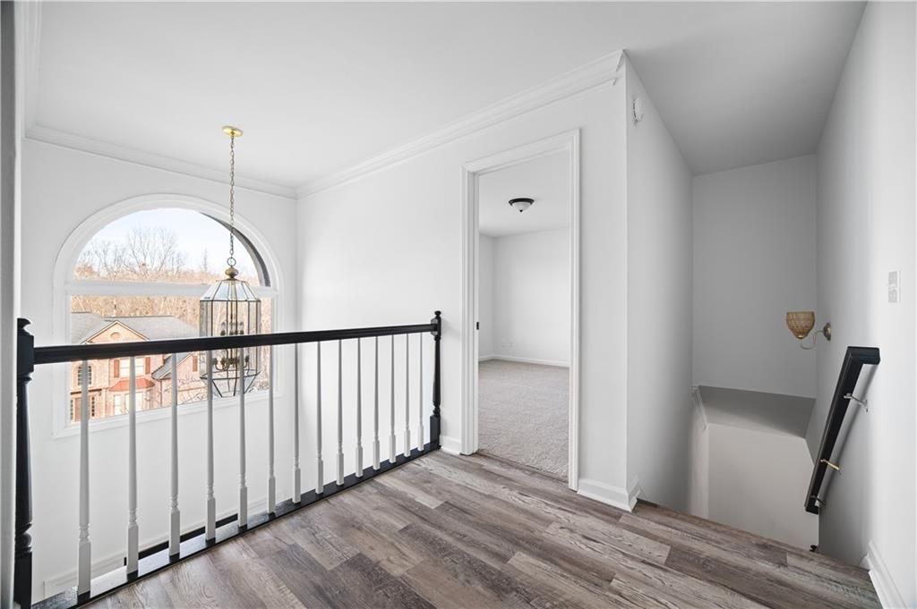 Image 18 of property listing at 4390 Signal Ridge Court, Buford, GA 30518