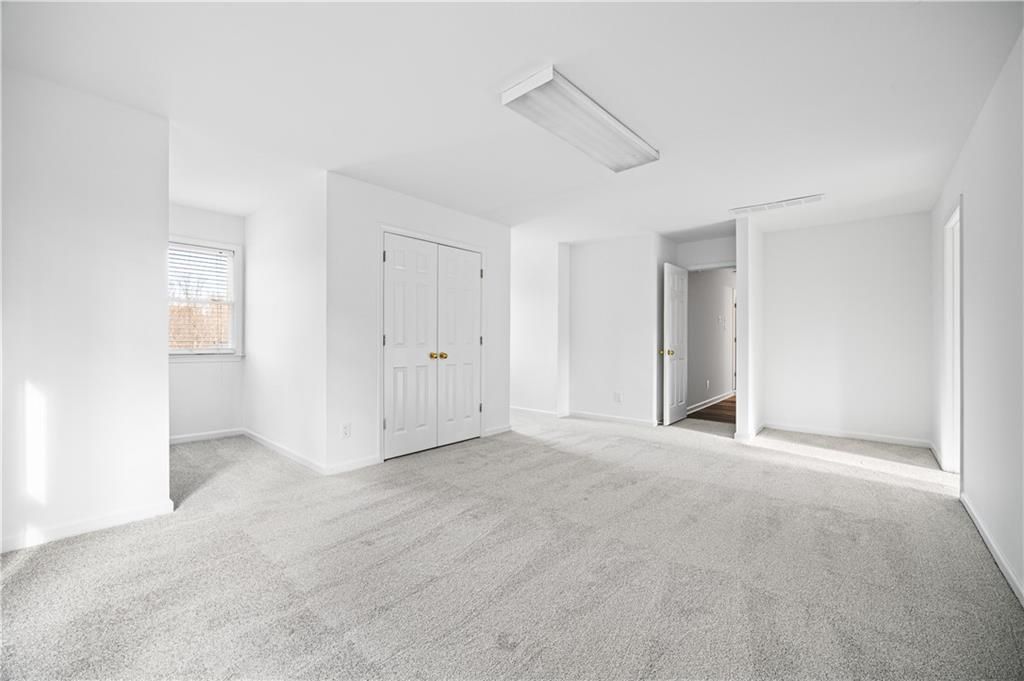 Image 28 of property listing at 4390 Signal Ridge Court, Buford, GA 30518