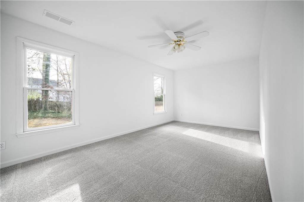 Image 29 of property listing at 4390 Signal Ridge Court, Buford, GA 30518