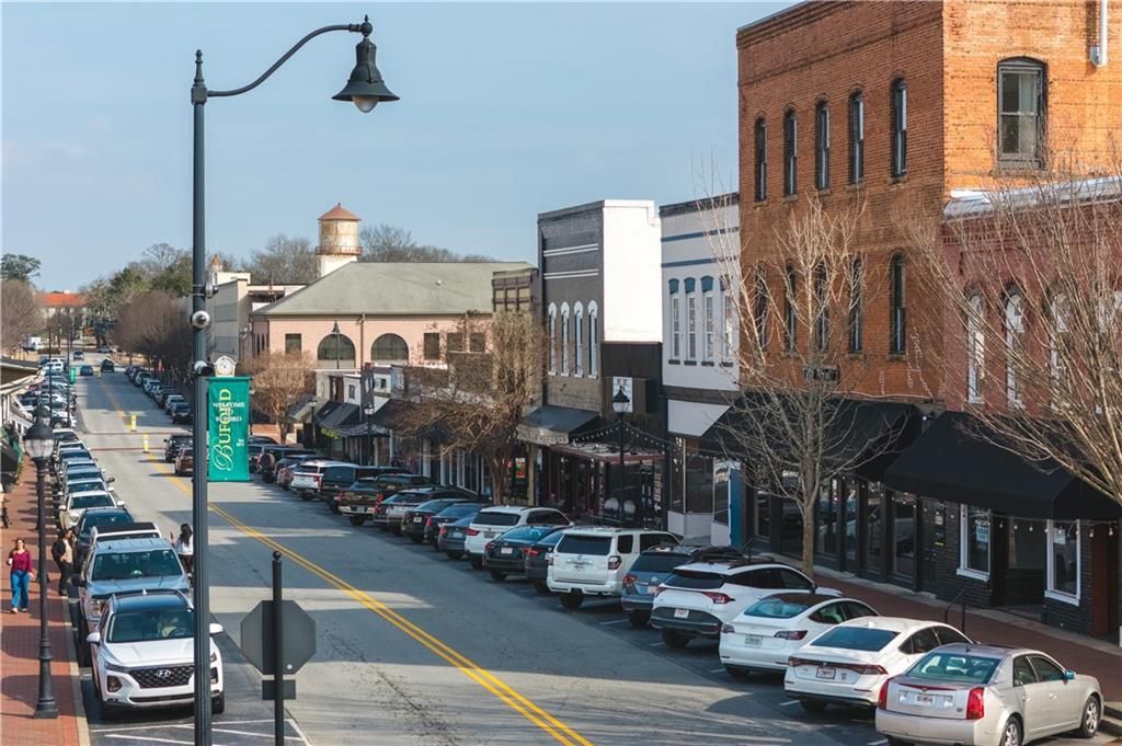 Image 50 of property listing at 4390 Signal Ridge Court, Buford, GA 30518