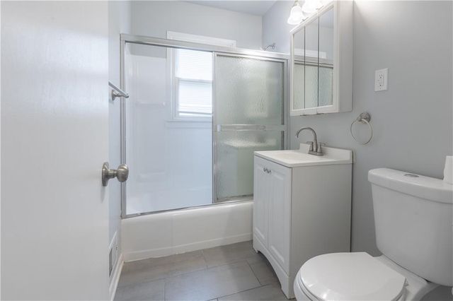 3916 N Spruce Avenue, Kansas City, MO 64117