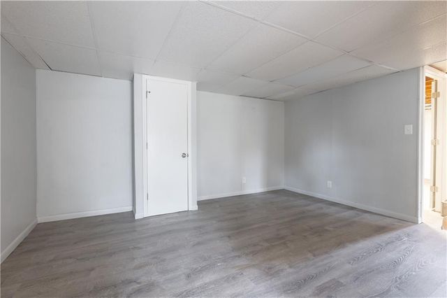 3916 N Spruce Avenue, Kansas City, MO 64117