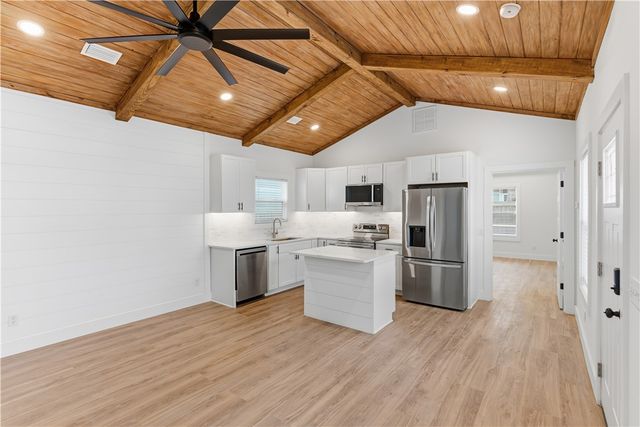 312 Palm Street, St Simons Island, GA 31522